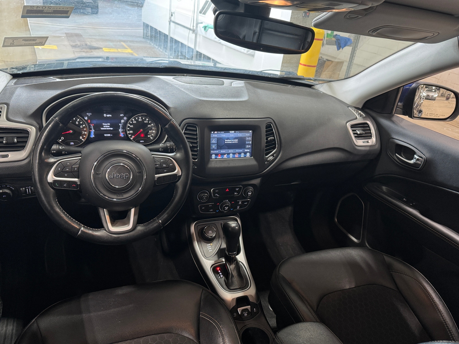 Thumbnail: 2018 Jeep Compass - 3