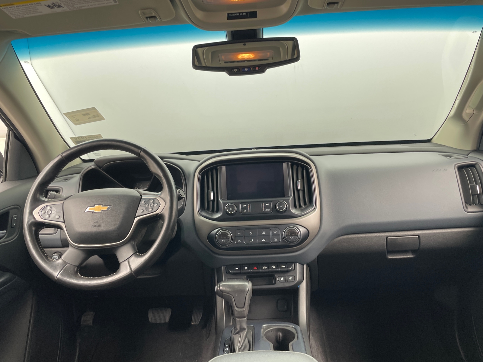 Thumbnail: 2020 Chevrolet Colorado - 3