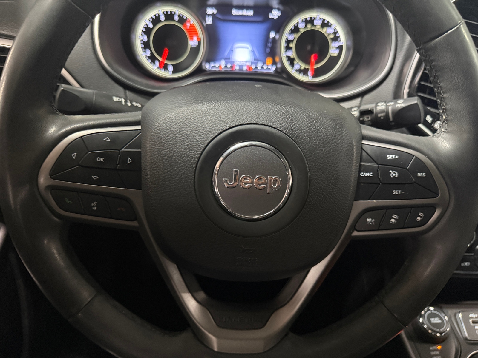 Thumbnail: 2022 Jeep Cherokee - 4