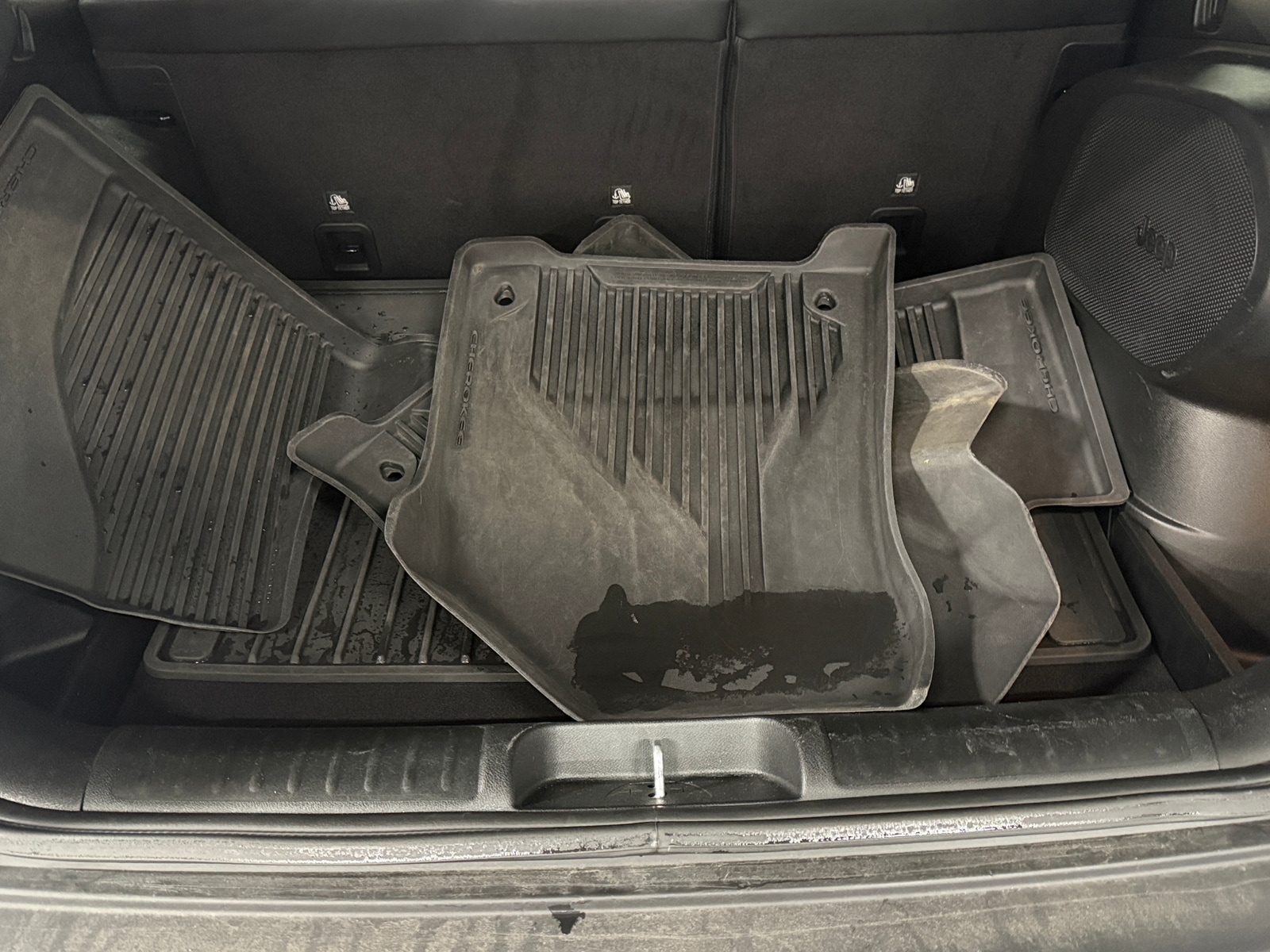 Thumbnail: 2022 Jeep Cherokee - 6