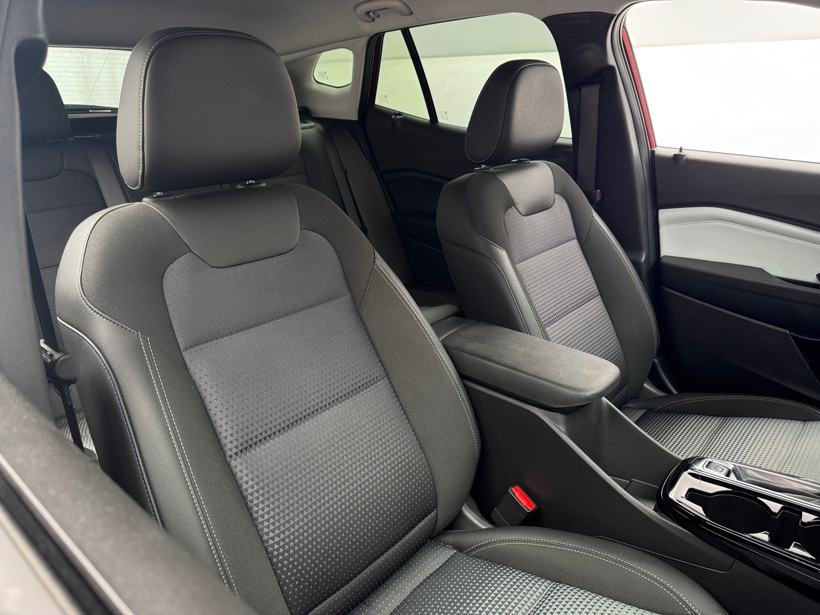 Thumbnail: 2025 Chevrolet Trax - 2