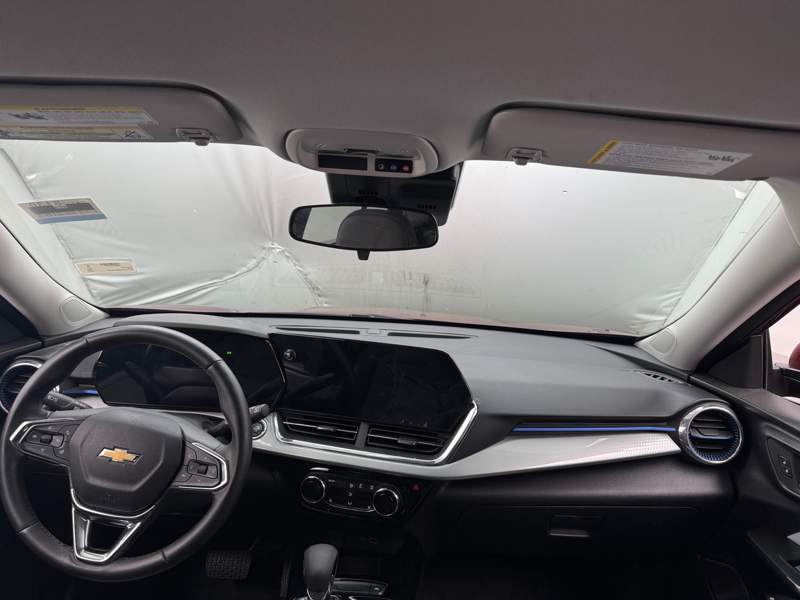 Thumbnail: 2025 Chevrolet Trax - 3