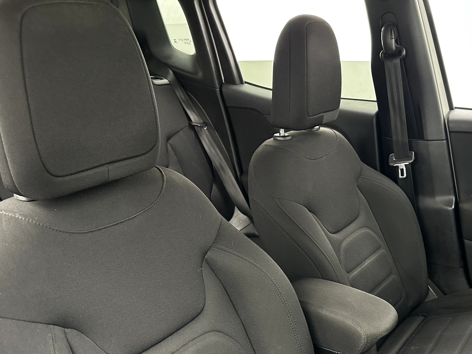 Thumbnail: 2019 Jeep Renegade - 2