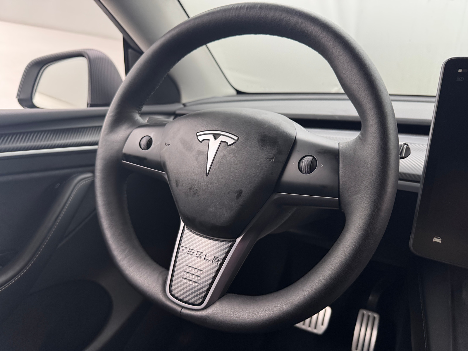 Thumbnail: 2023 Tesla Model Y - 4