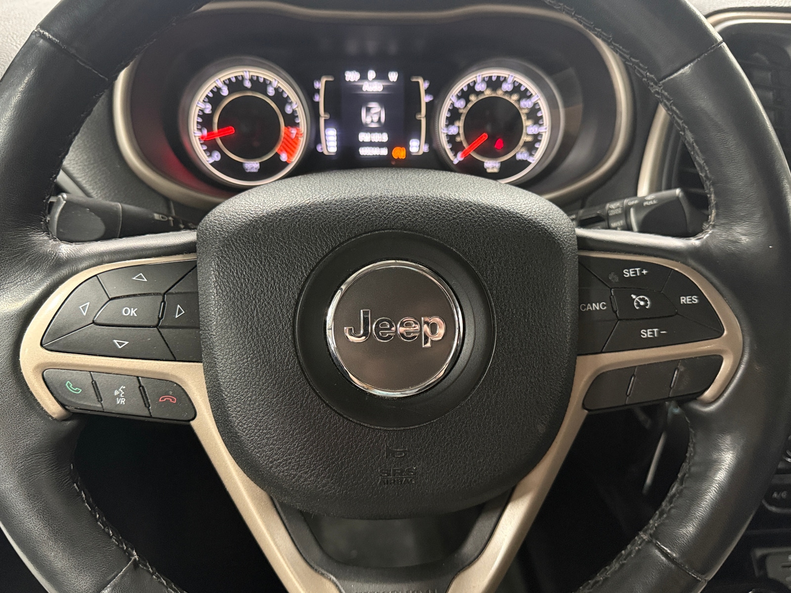 Thumbnail: 2015 Jeep Cherokee - 5