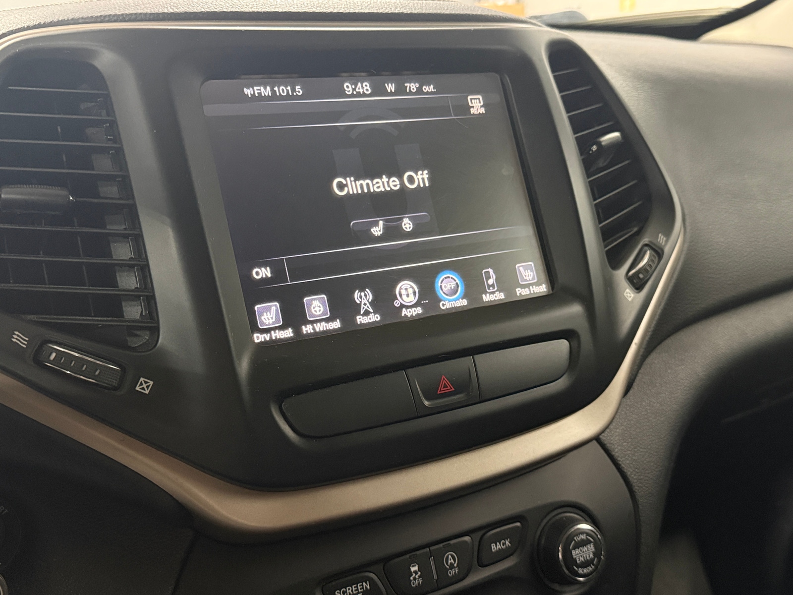 Thumbnail: 2015 Jeep Cherokee - 4