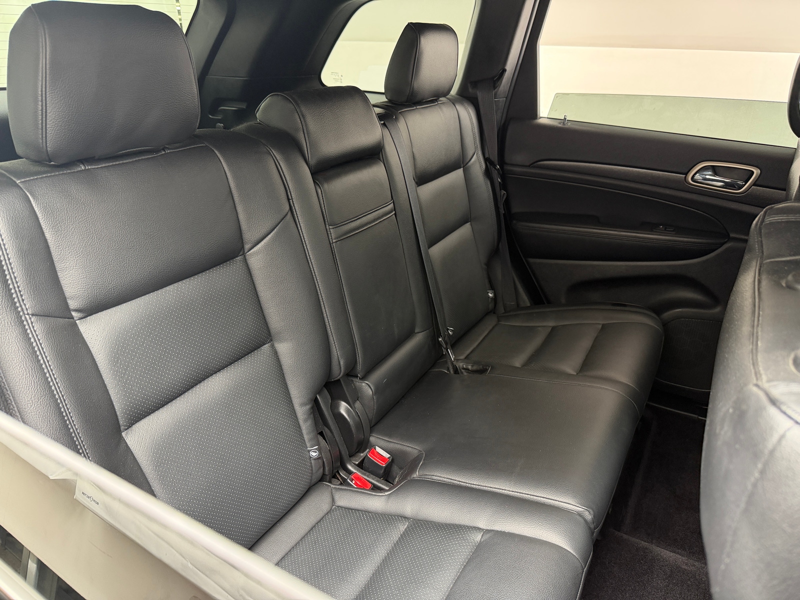 Thumbnail: 2017 Jeep Grand Cherokee - 6