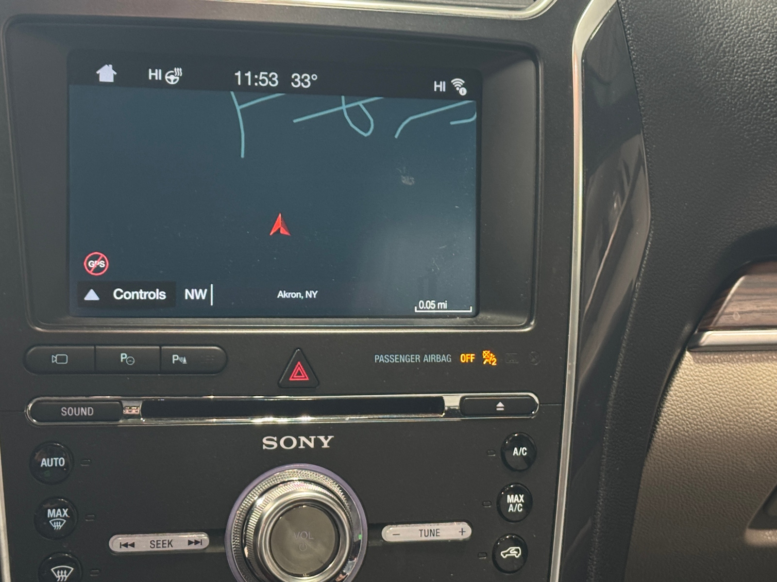 Thumbnail: 2018 Ford Explorer - 3