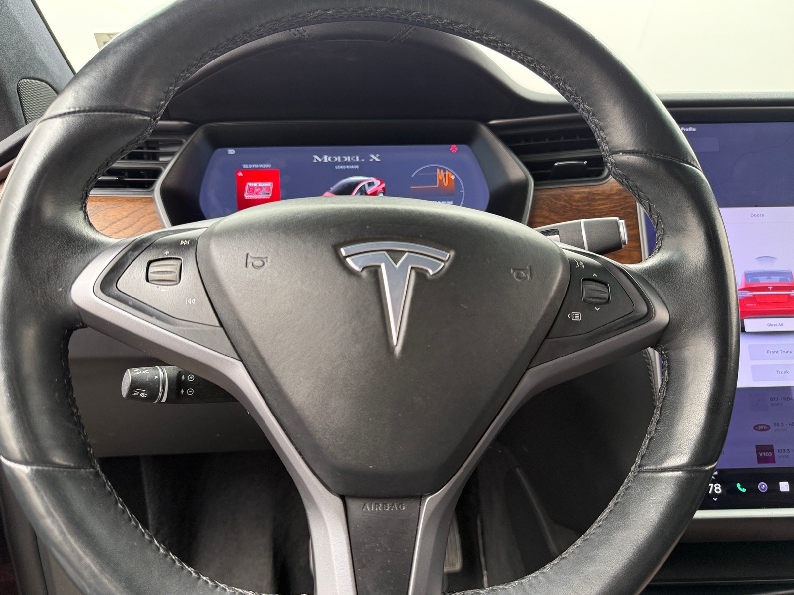 Thumbnail: 2020 Tesla Model X - 4