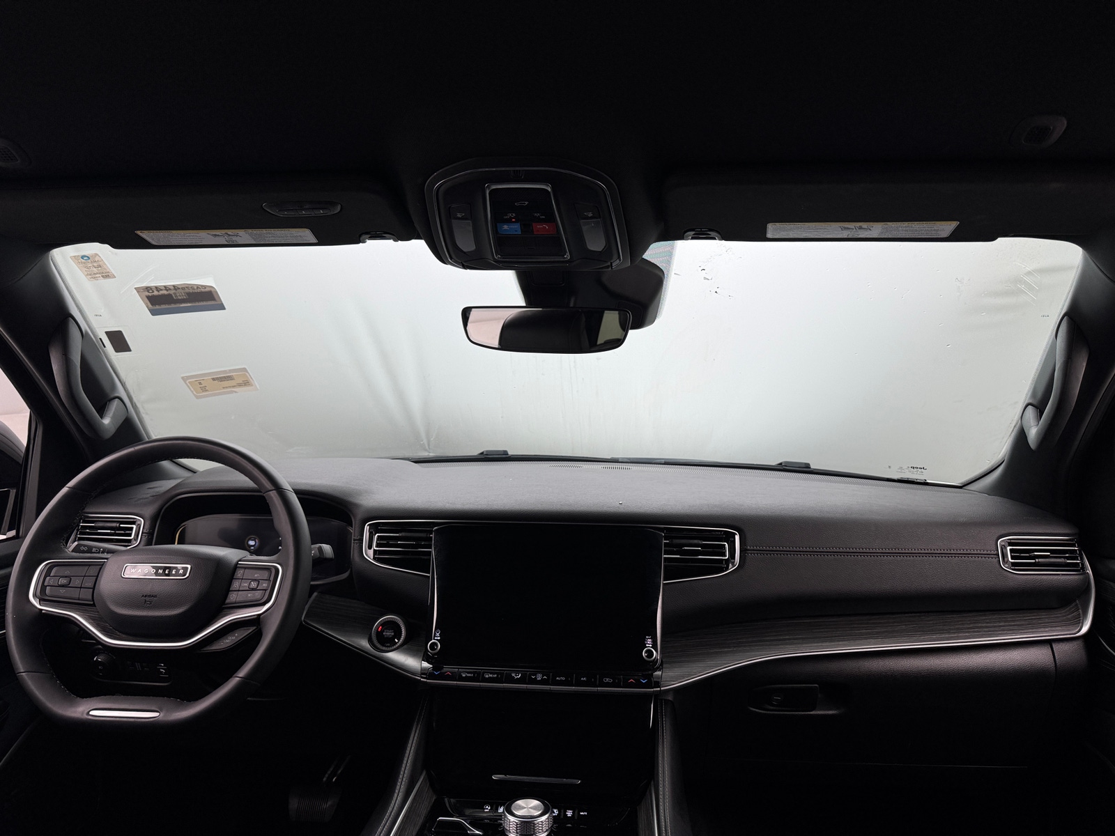 Thumbnail: 2024 Jeep Wagoneer - 2