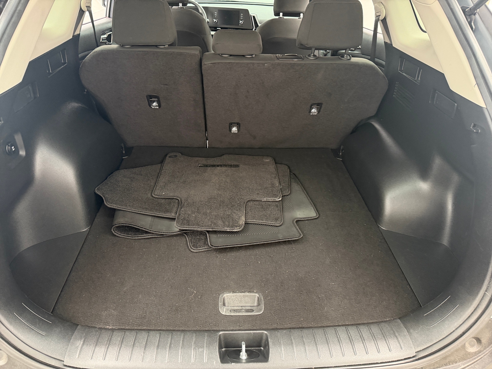 Thumbnail: 2025 Kia Sportage - 7