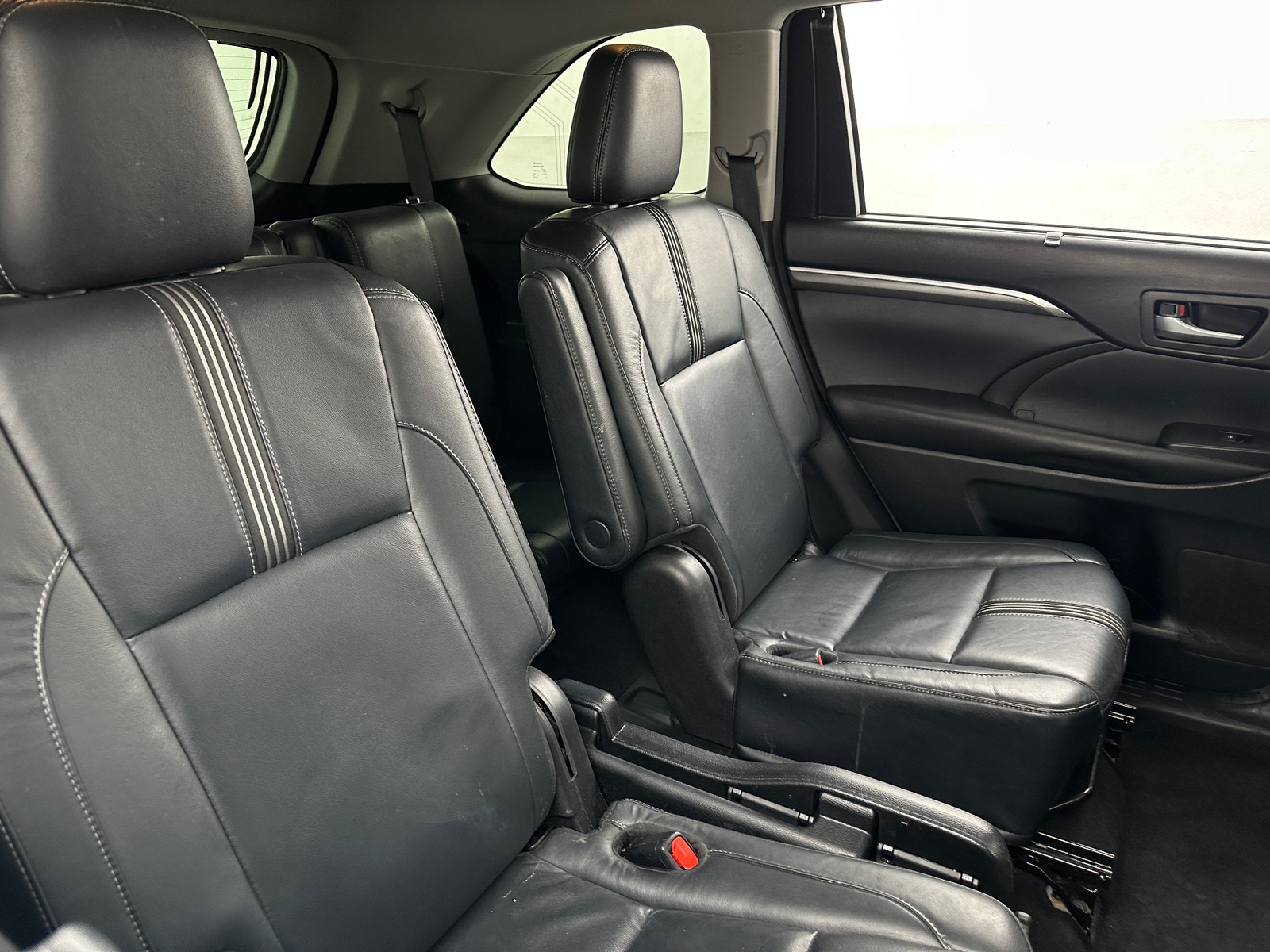 Thumbnail: 2017 Toyota Highlander - 5