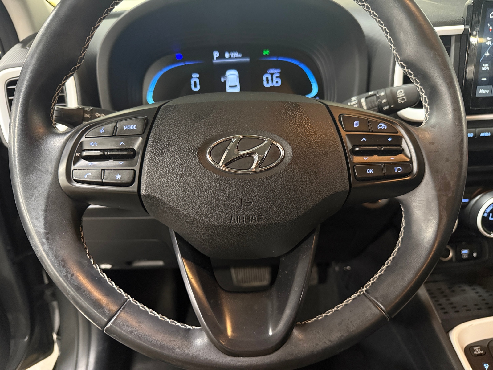 Thumbnail: 2023 Hyundai Venue - 5