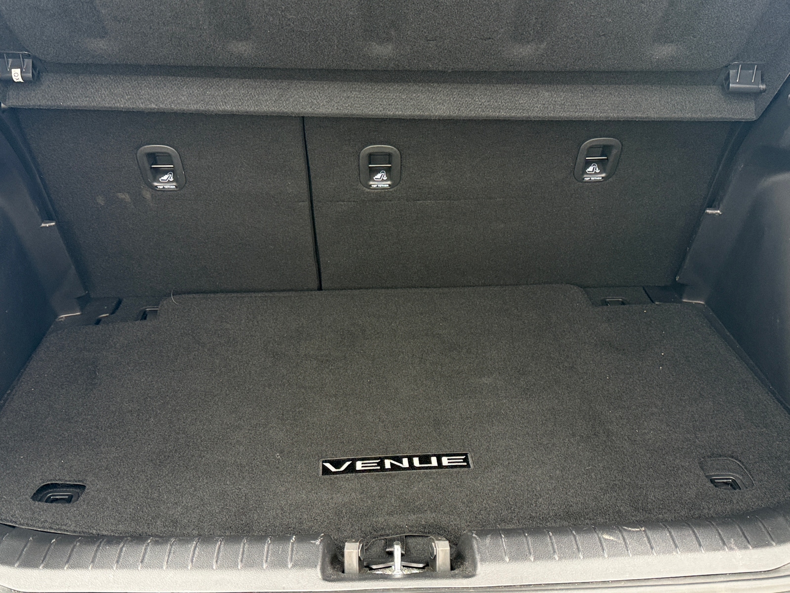 Thumbnail: 2023 Hyundai Venue - 7