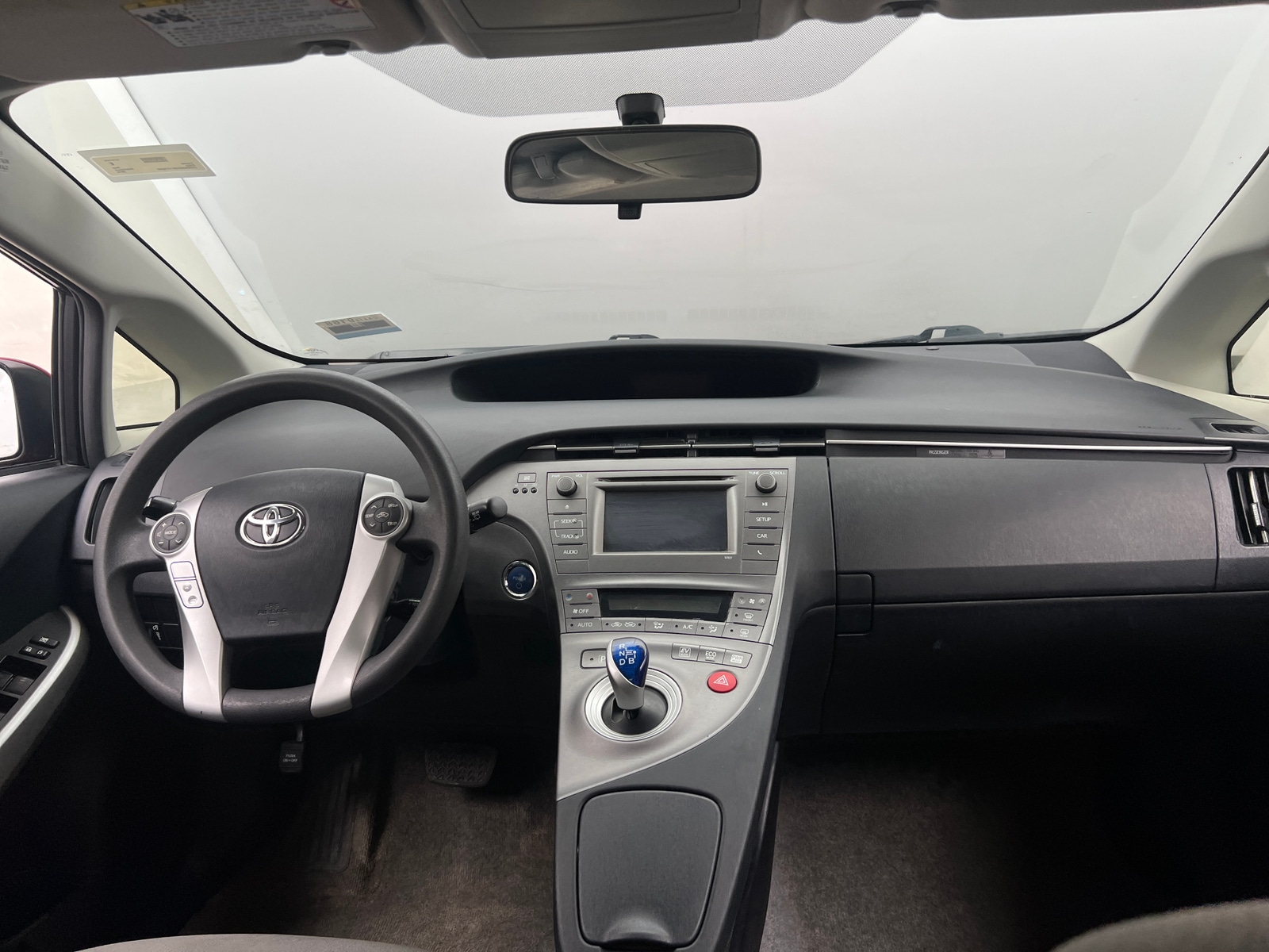 Thumbnail: 2014 Toyota Prius - 3