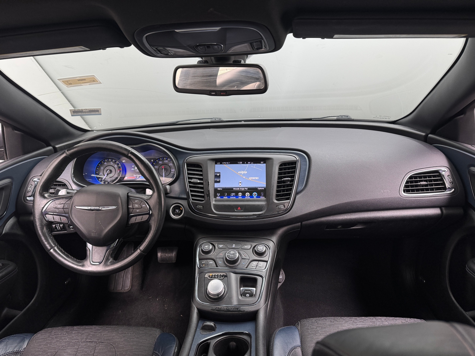 Thumbnail: 2015 Chrysler 200 - 3
