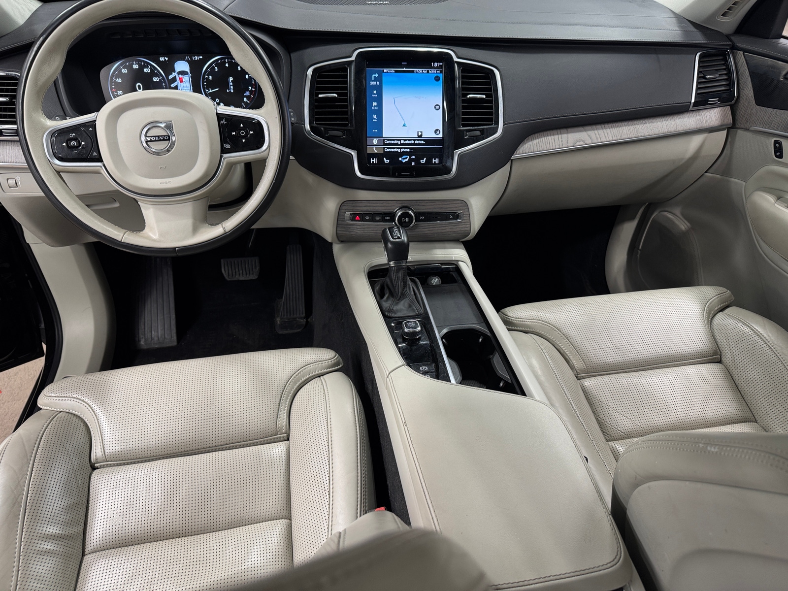 Thumbnail: 2022 Volvo XC90 - 2