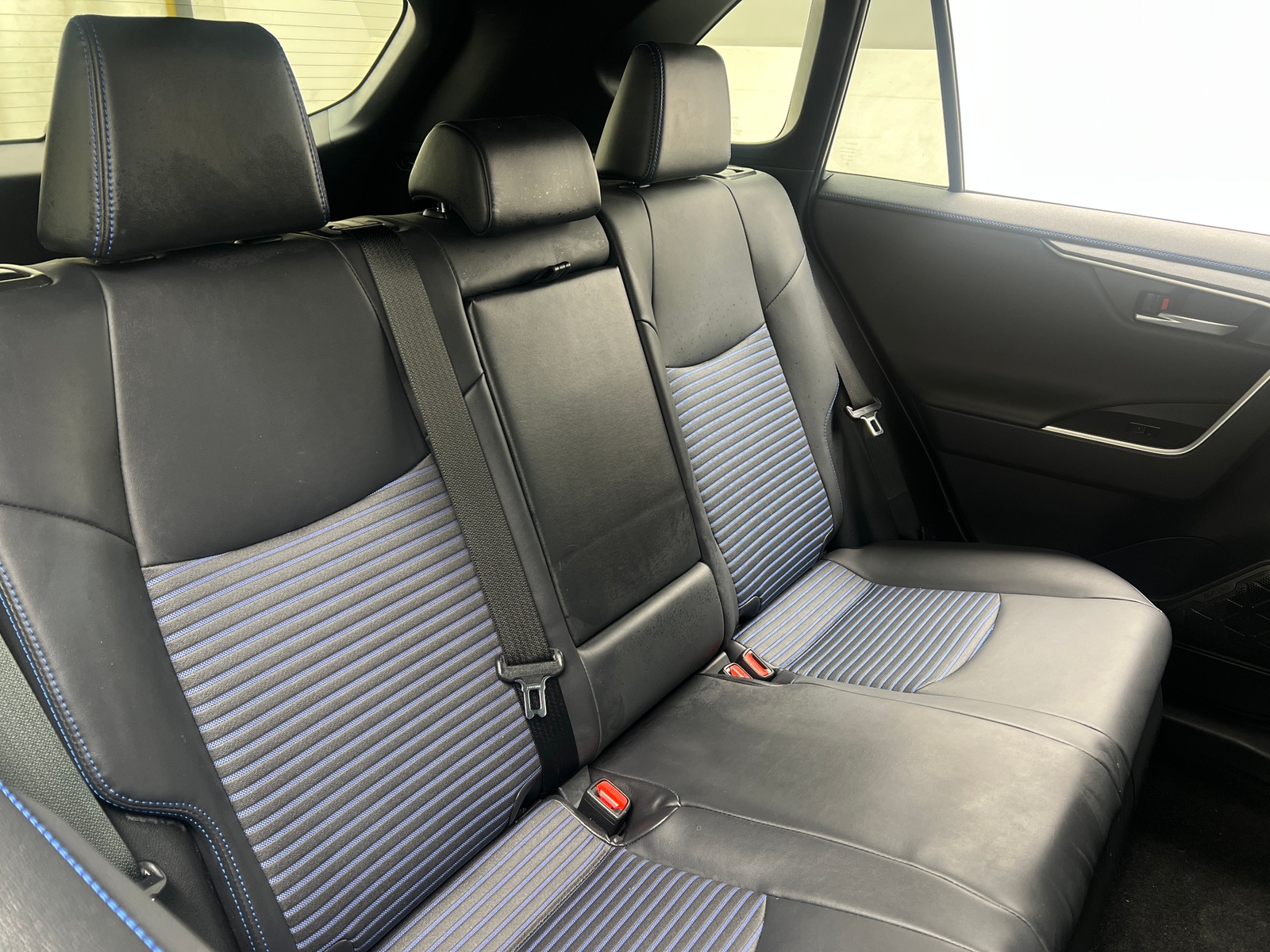 Thumbnail: 2022 Toyota RAV4 - 5