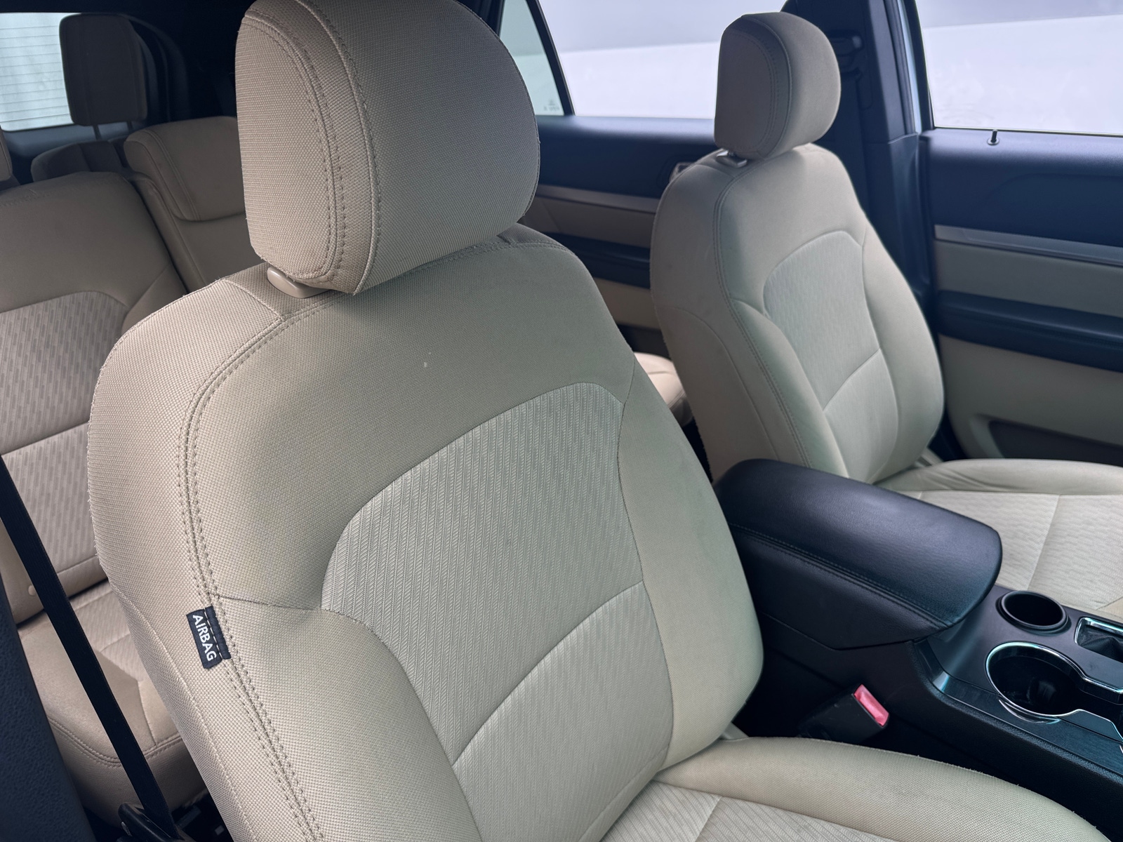 Thumbnail: 2016 Ford Explorer - 2