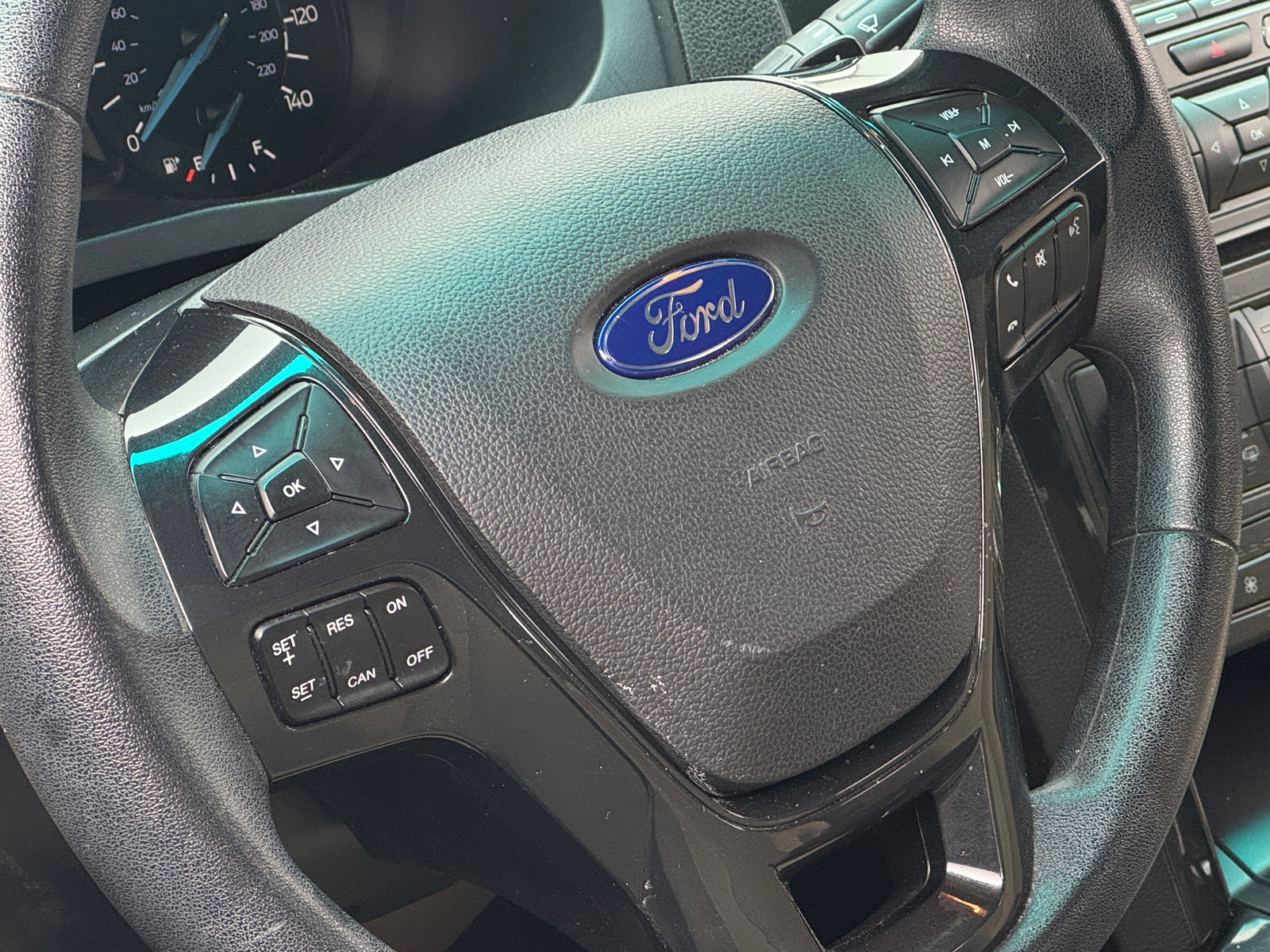 Thumbnail: 2016 Ford Explorer - 5