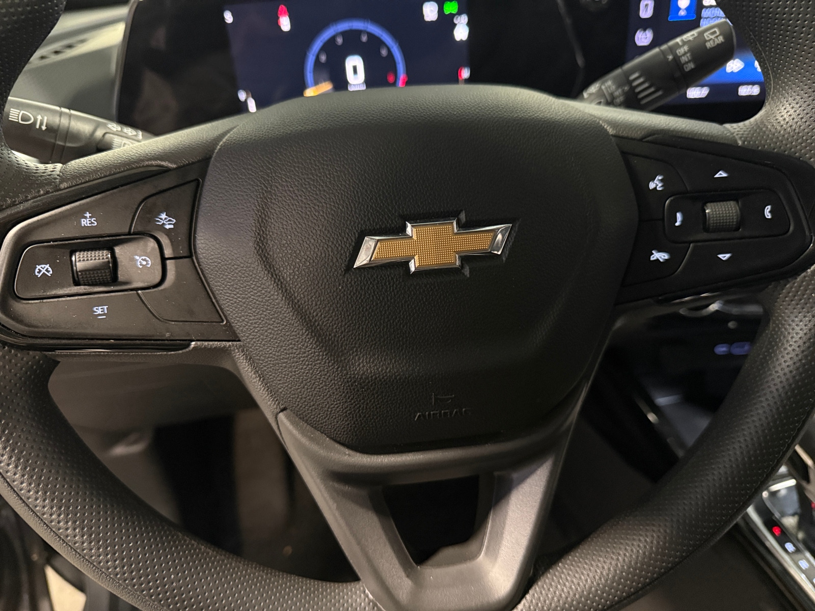 Thumbnail: 2025 Chevrolet Trax - 5