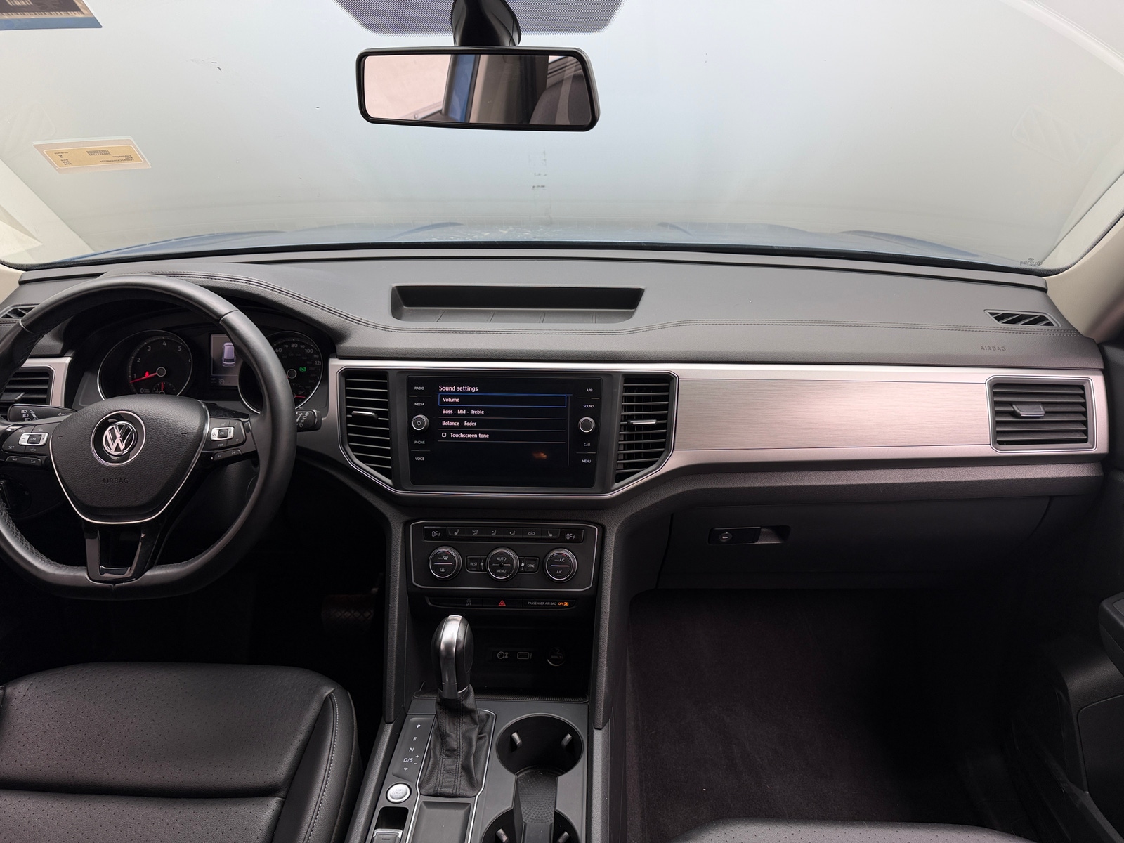 Thumbnail: 2019 Volkswagen Atlas - 2