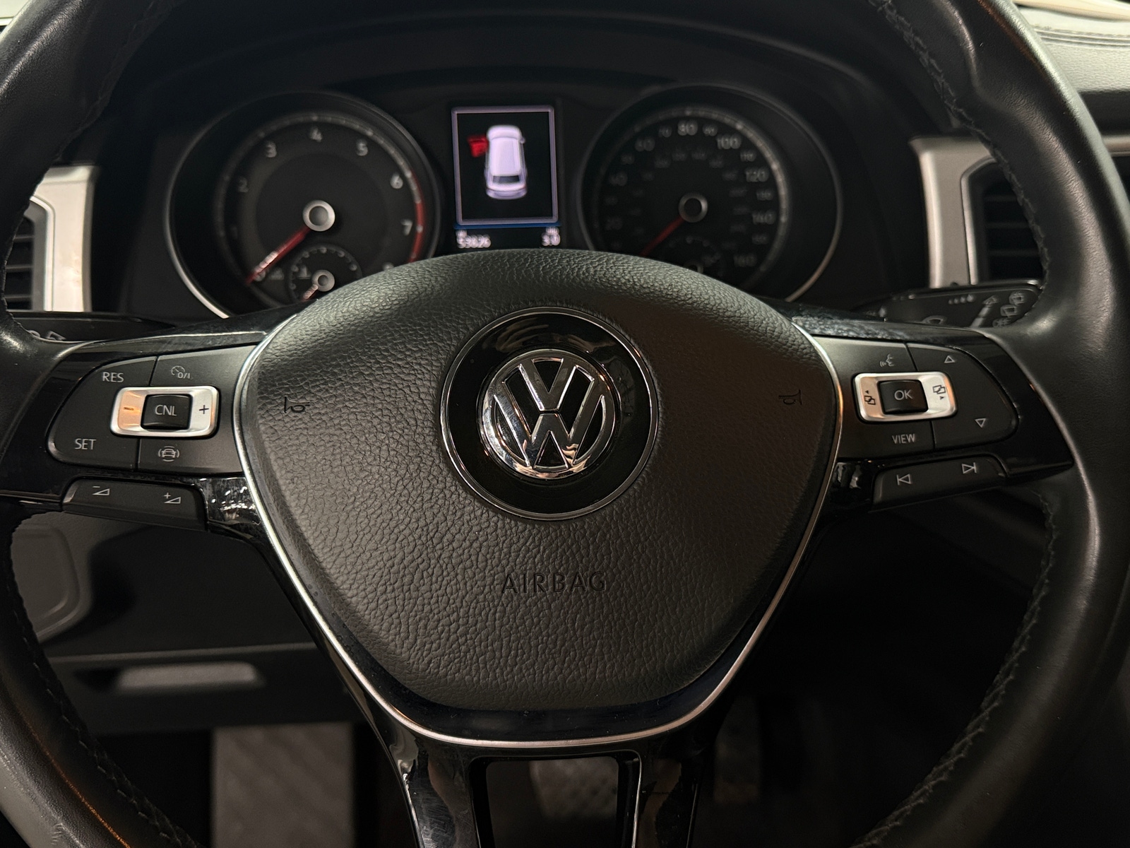 Thumbnail: 2019 Volkswagen Atlas - 4