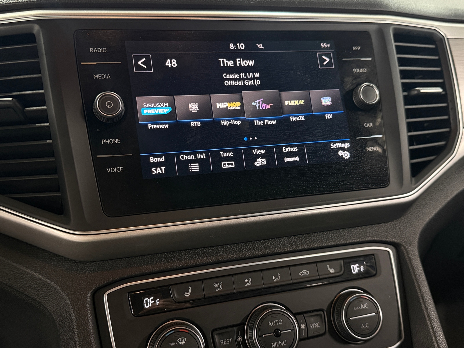 Thumbnail: 2019 Volkswagen Atlas - 3