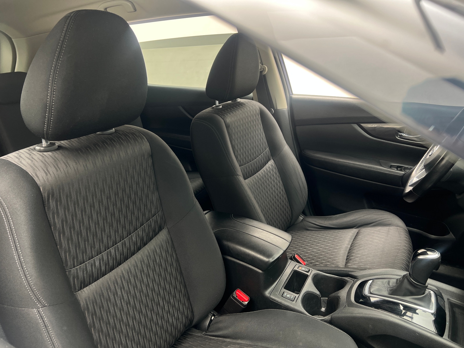 Thumbnail: 2018 Nissan Rogue - 2