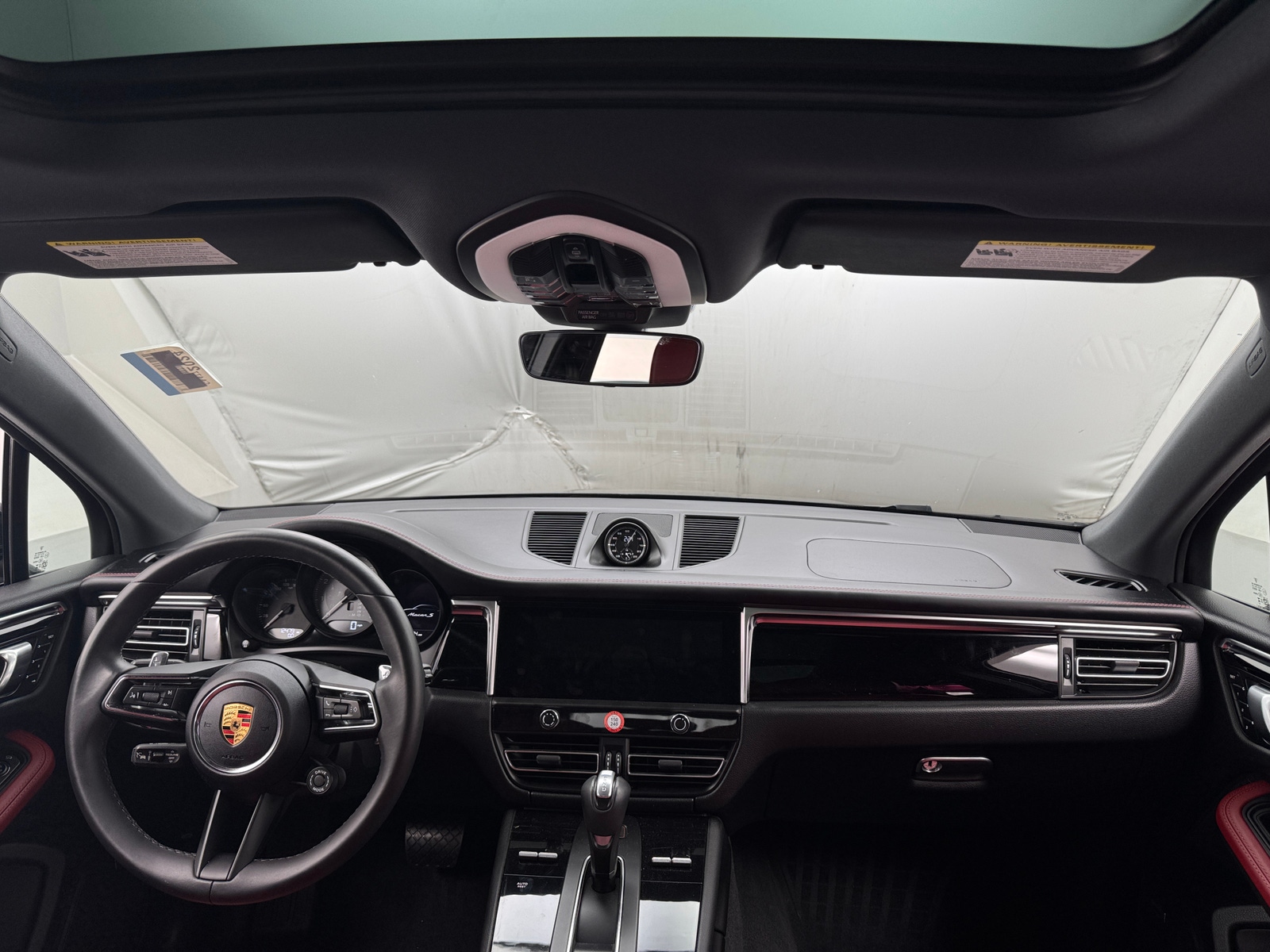 Thumbnail: 2024 Porsche Macan - 2