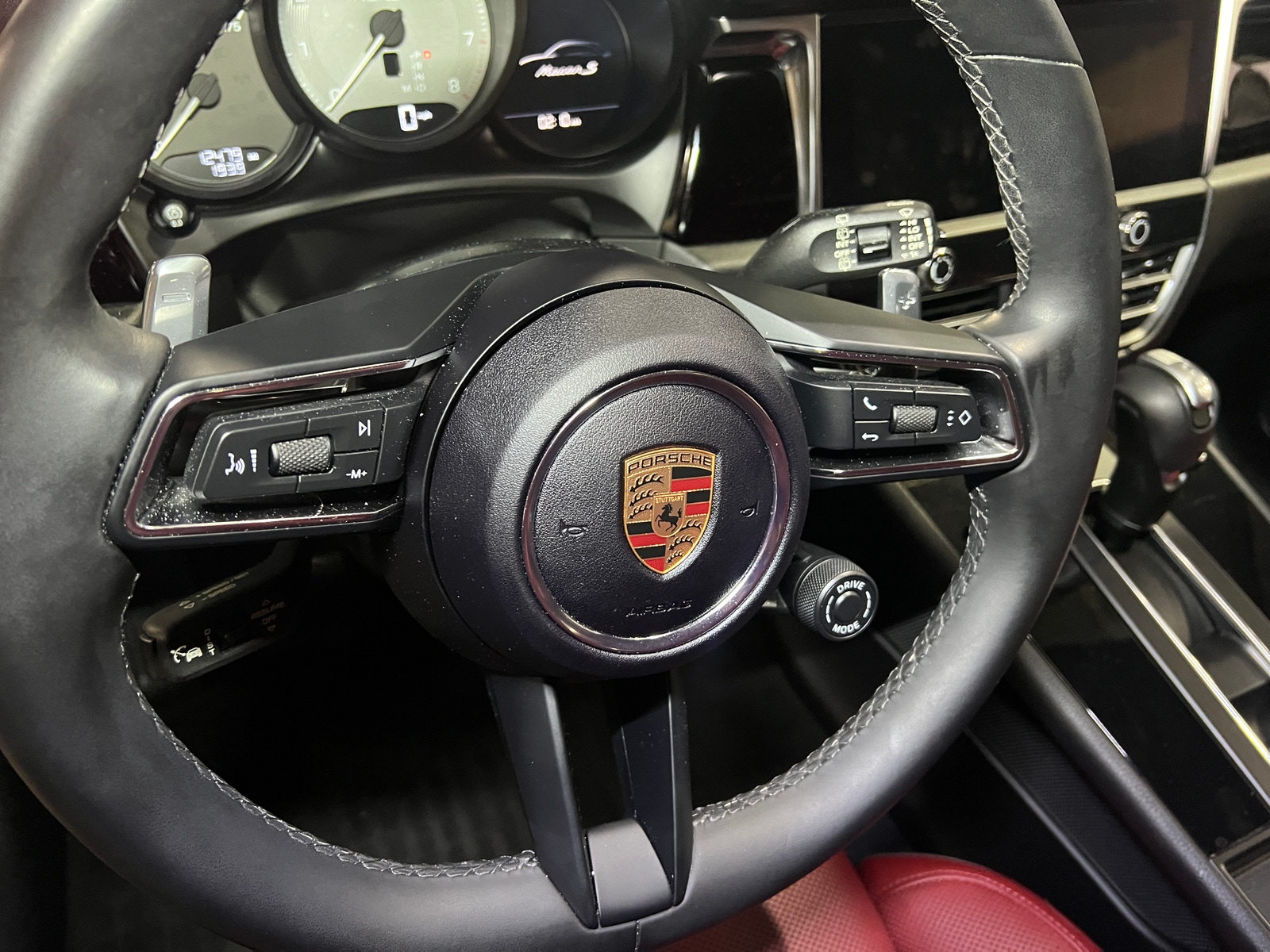 Thumbnail: 2024 Porsche Macan - 4