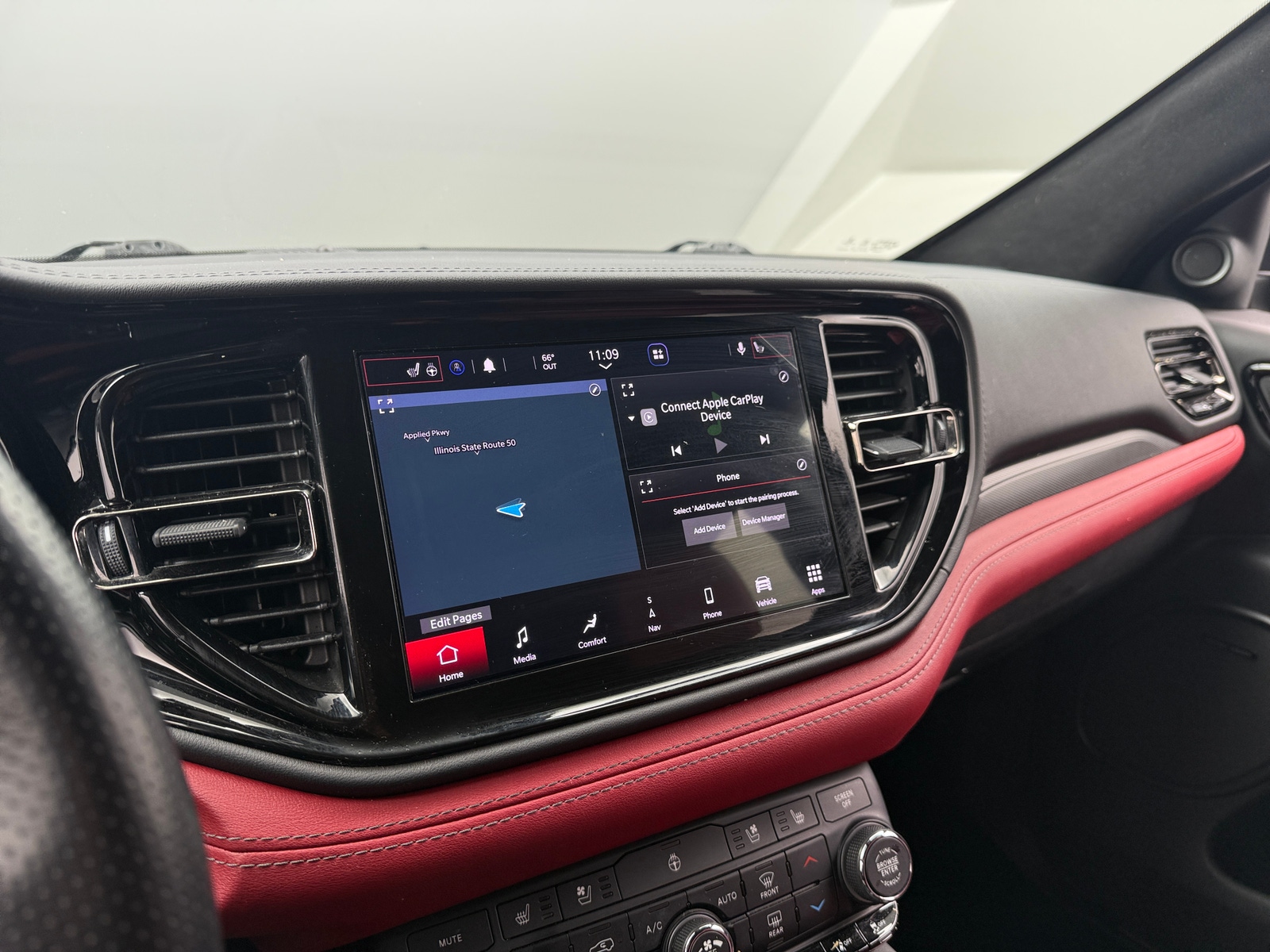 Thumbnail: 2022 Dodge Durango - 3