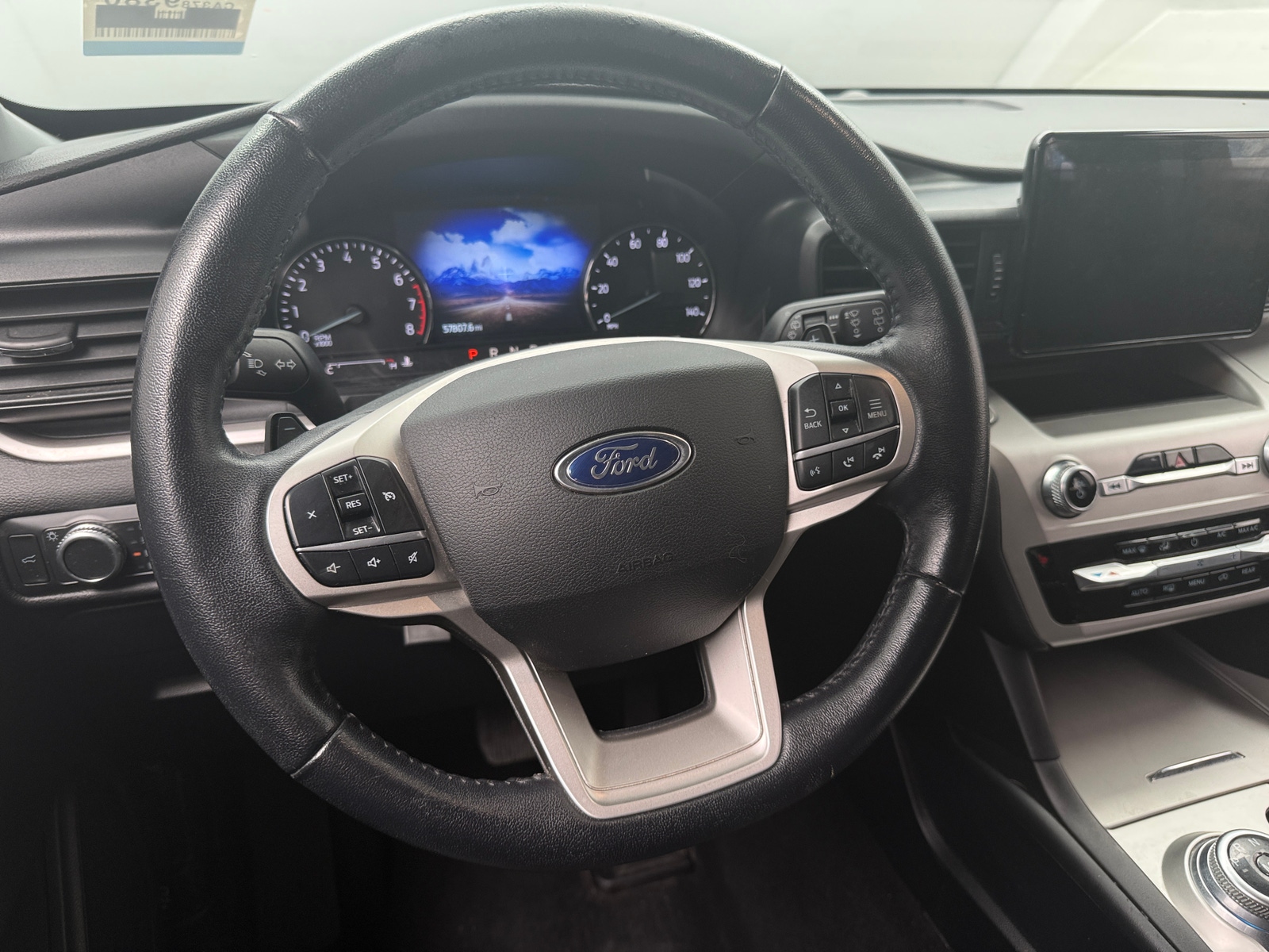 Thumbnail: 2021 Ford Explorer - 5