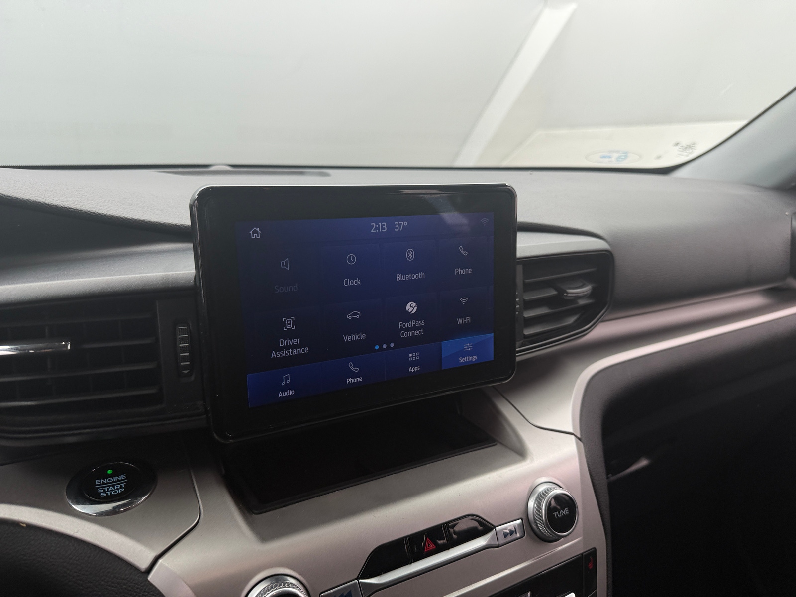 Thumbnail: 2021 Ford Explorer - 4