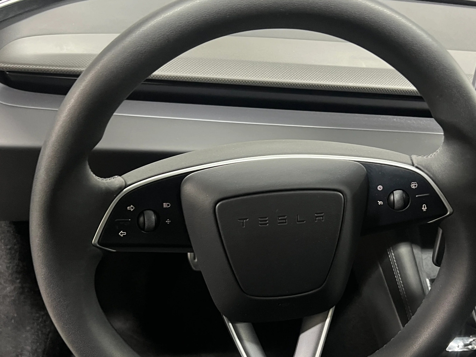 Thumbnail: 2025 Tesla Model 3 - 4