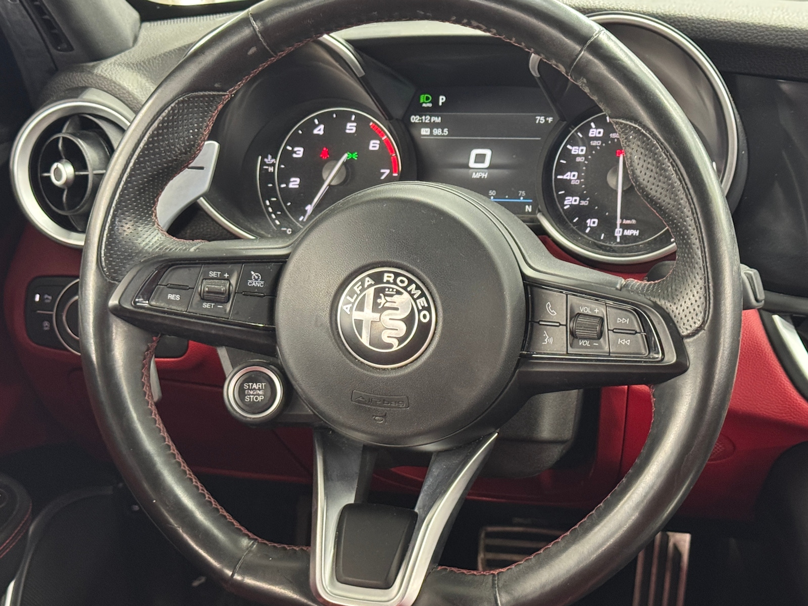 Thumbnail: 2020 Alfa Romeo Giulia - 4