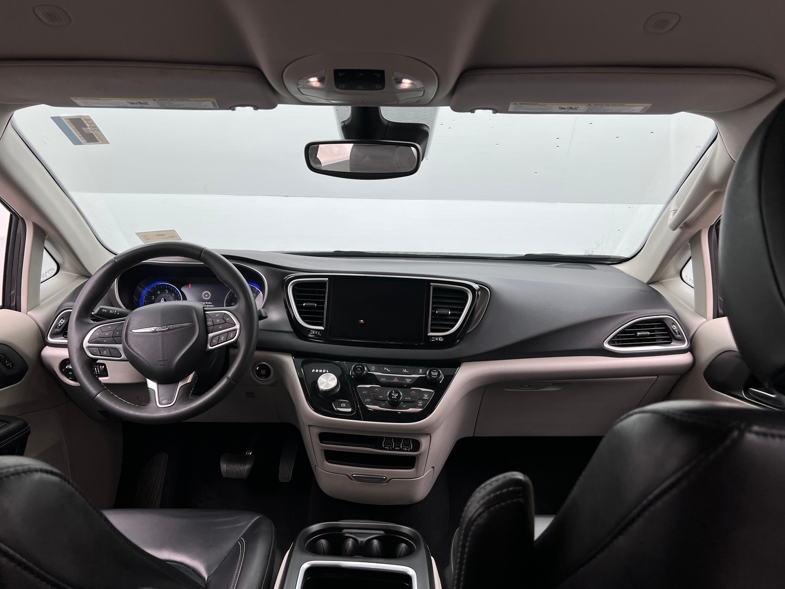 Thumbnail: 2023 Chrysler Pacifica - 2