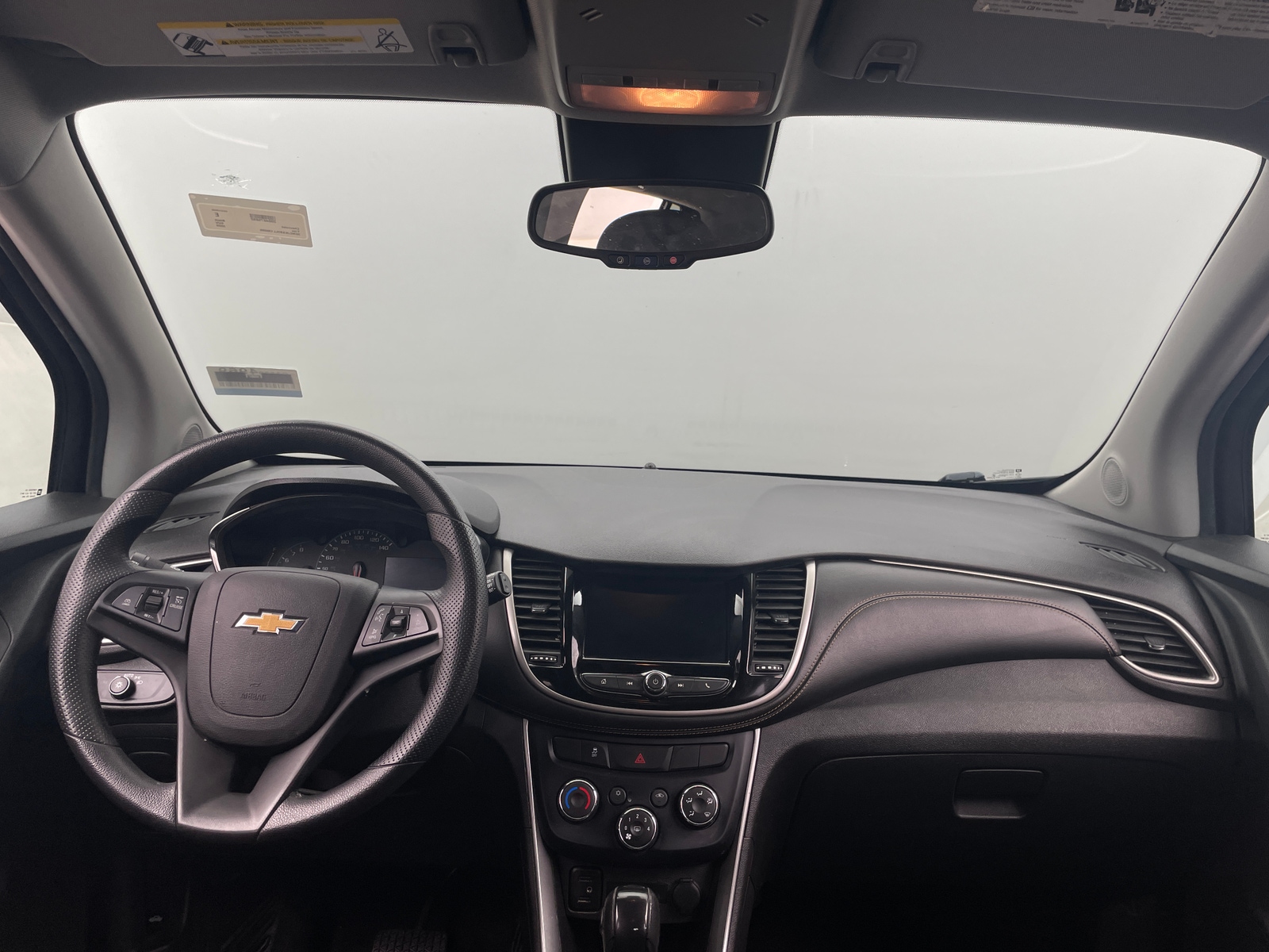 Thumbnail: 2020 Chevrolet Trax - 3