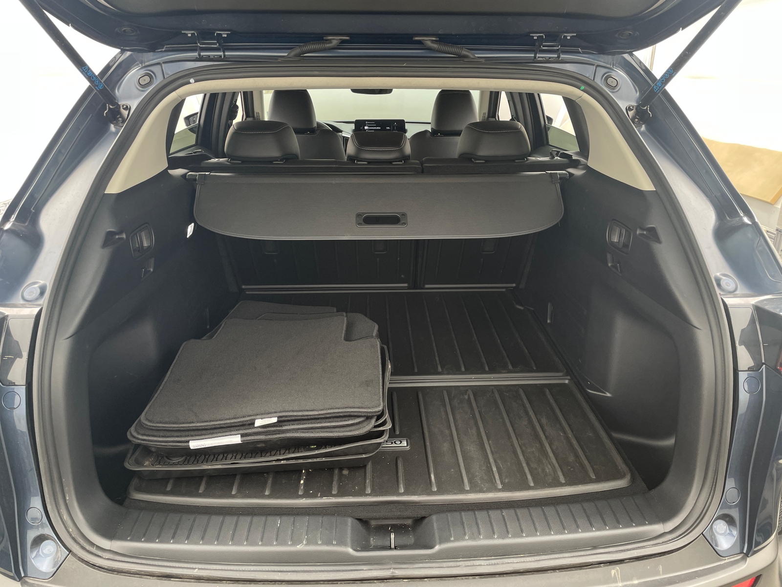 Thumbnail: 2025 Mazda CX-50 - 6