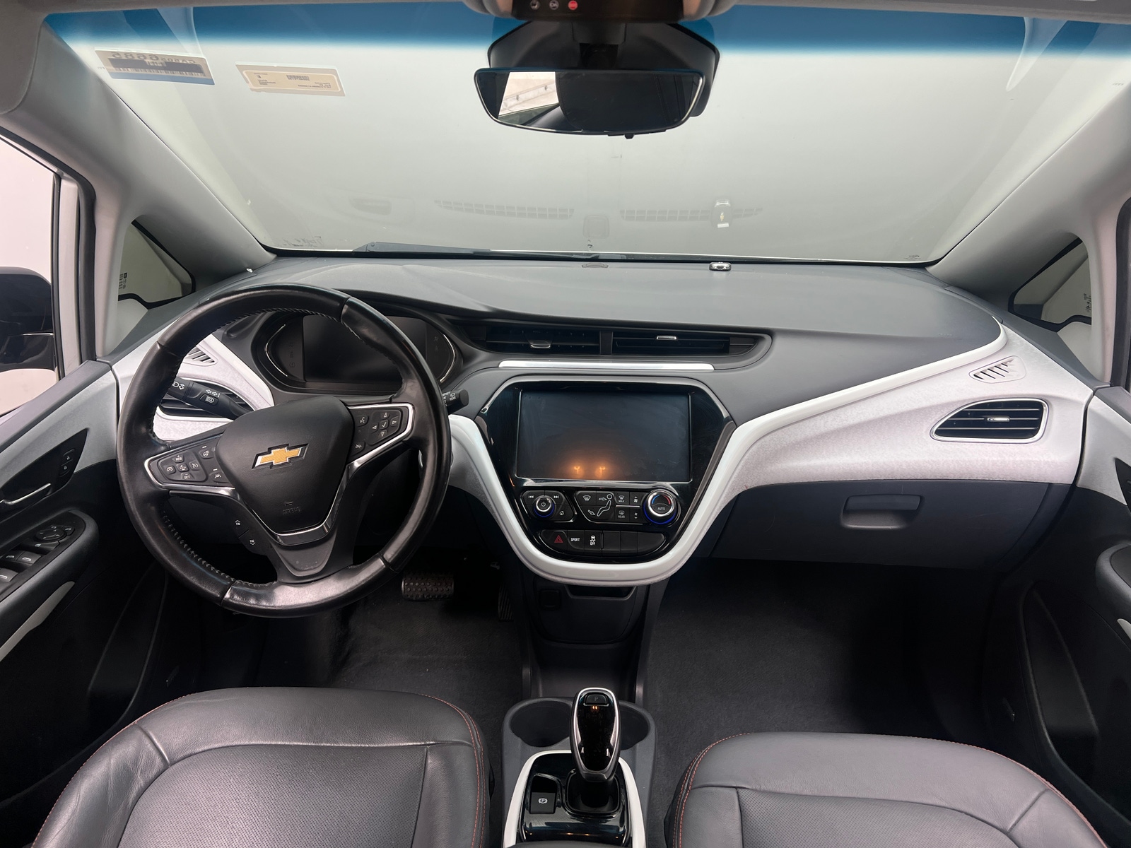 Thumbnail: 2020 Chevrolet Bolt EV - 2