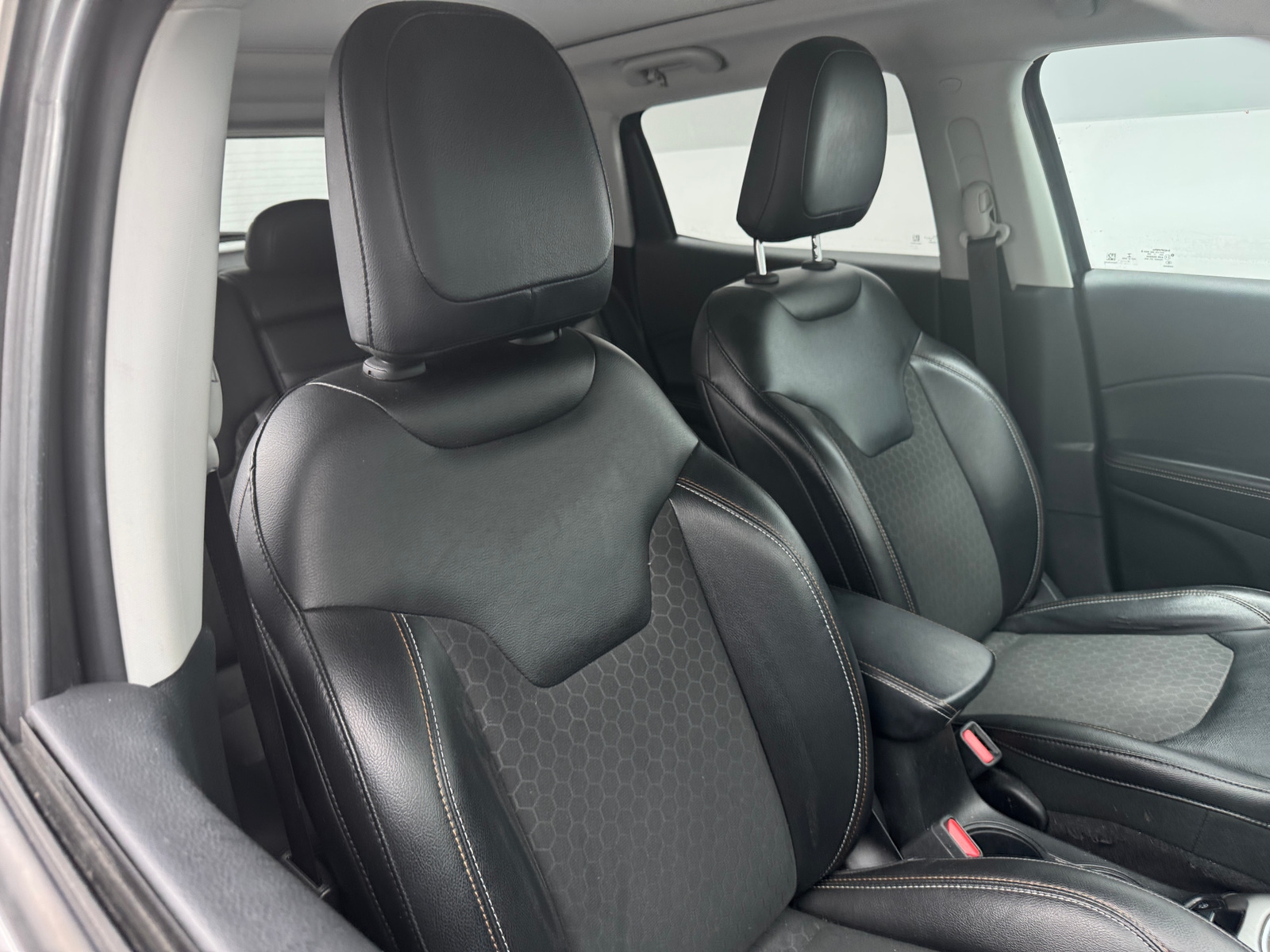 Thumbnail: 2018 Jeep Compass - 2