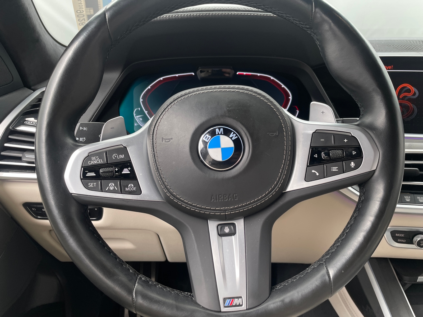 Thumbnail: 2022 BMW X7 - 4