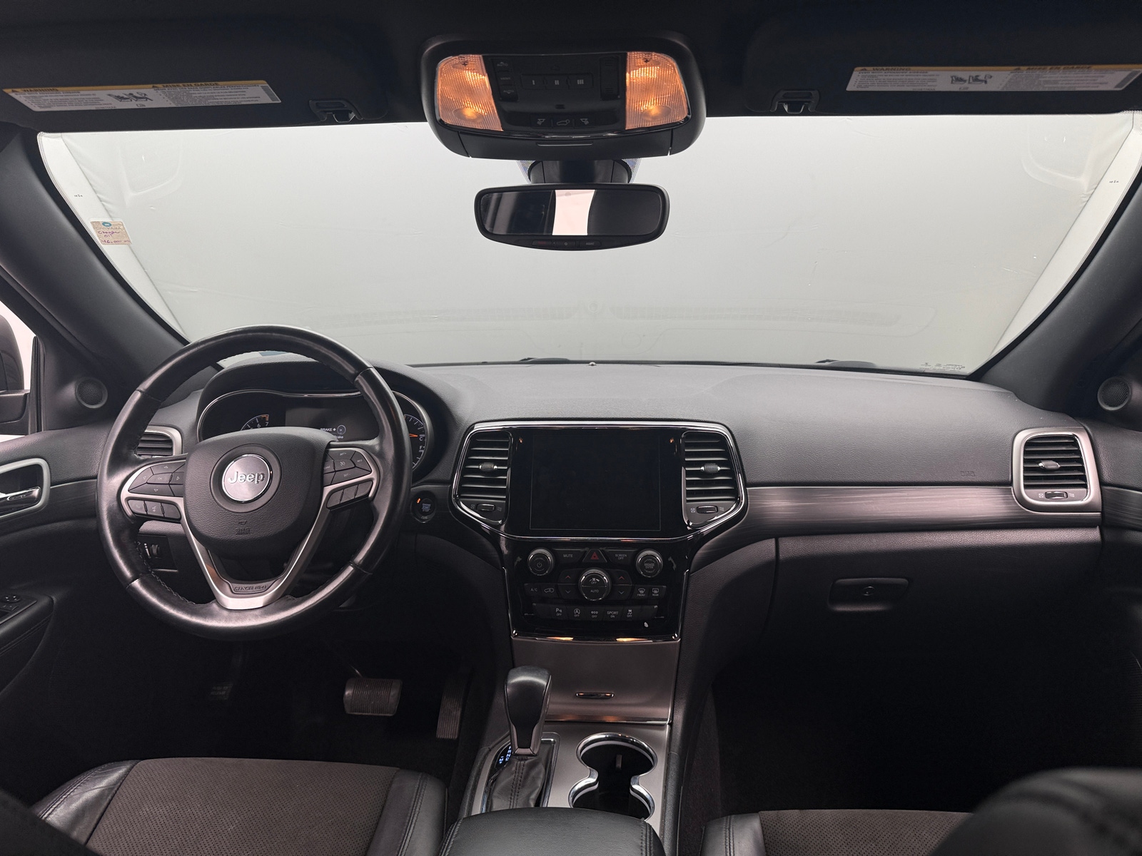 Thumbnail: 2020 Jeep Grand Cherokee - 3