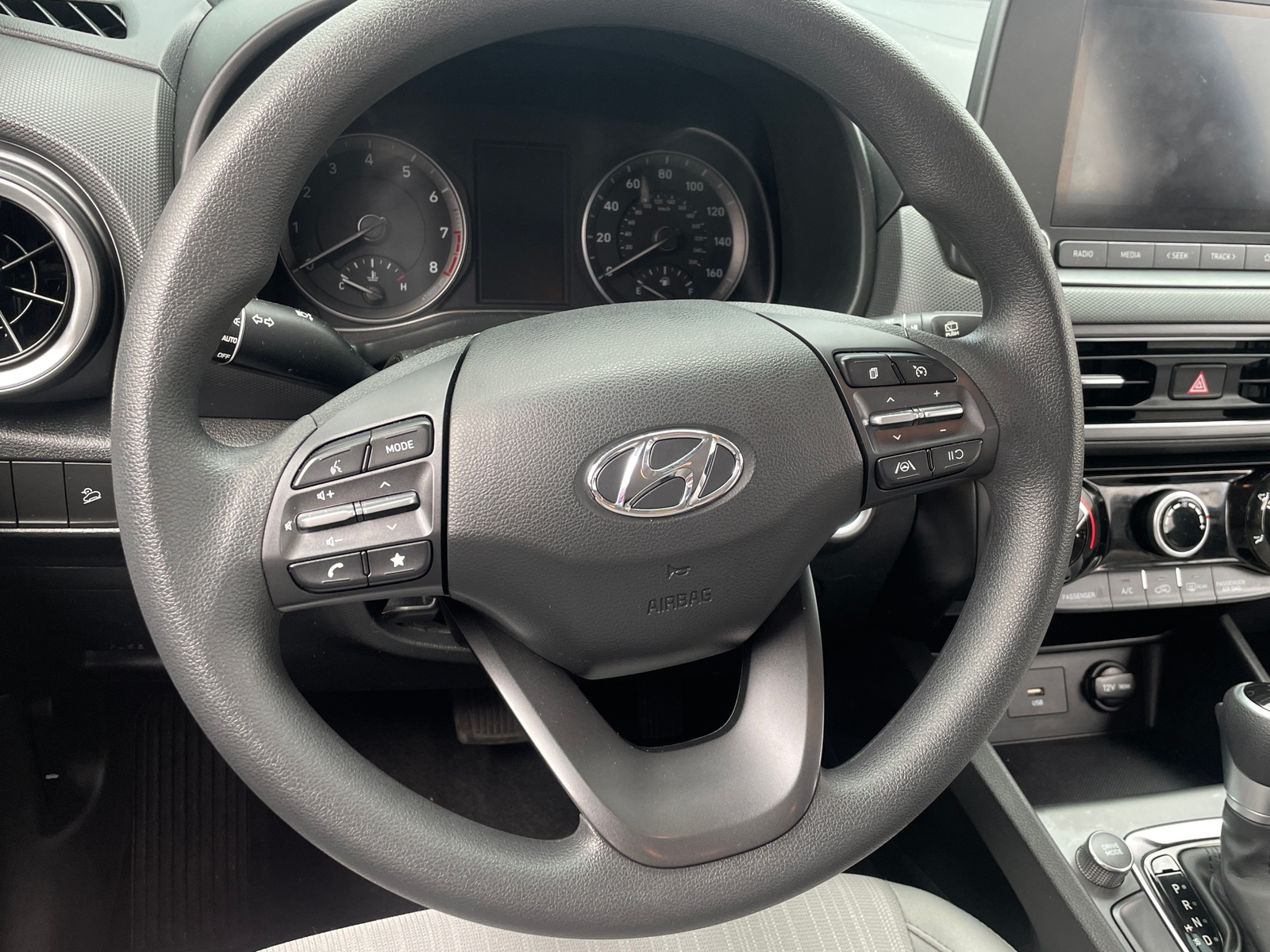 Thumbnail: 2022 Hyundai Kona - 5