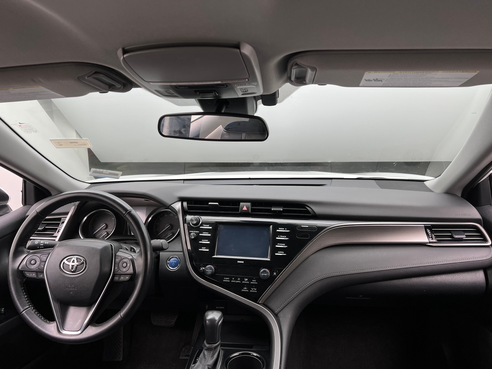 Thumbnail: 2020 Toyota Camry - 3