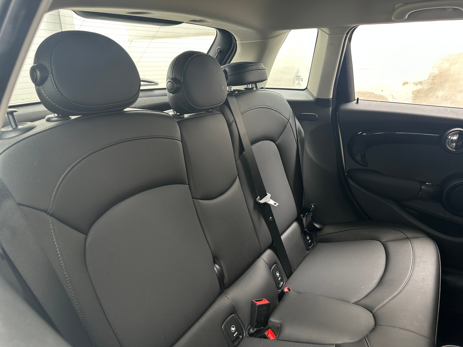 Thumbnail: 2019 MINI Cooper Hardtop - 5