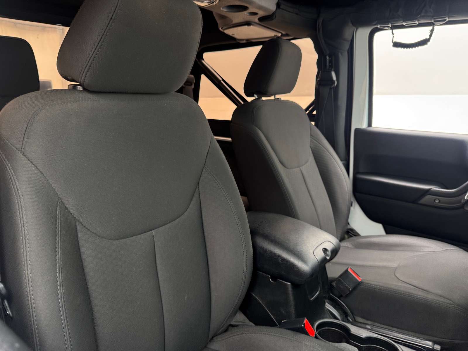 Thumbnail: 2017 Jeep Wrangler - 2