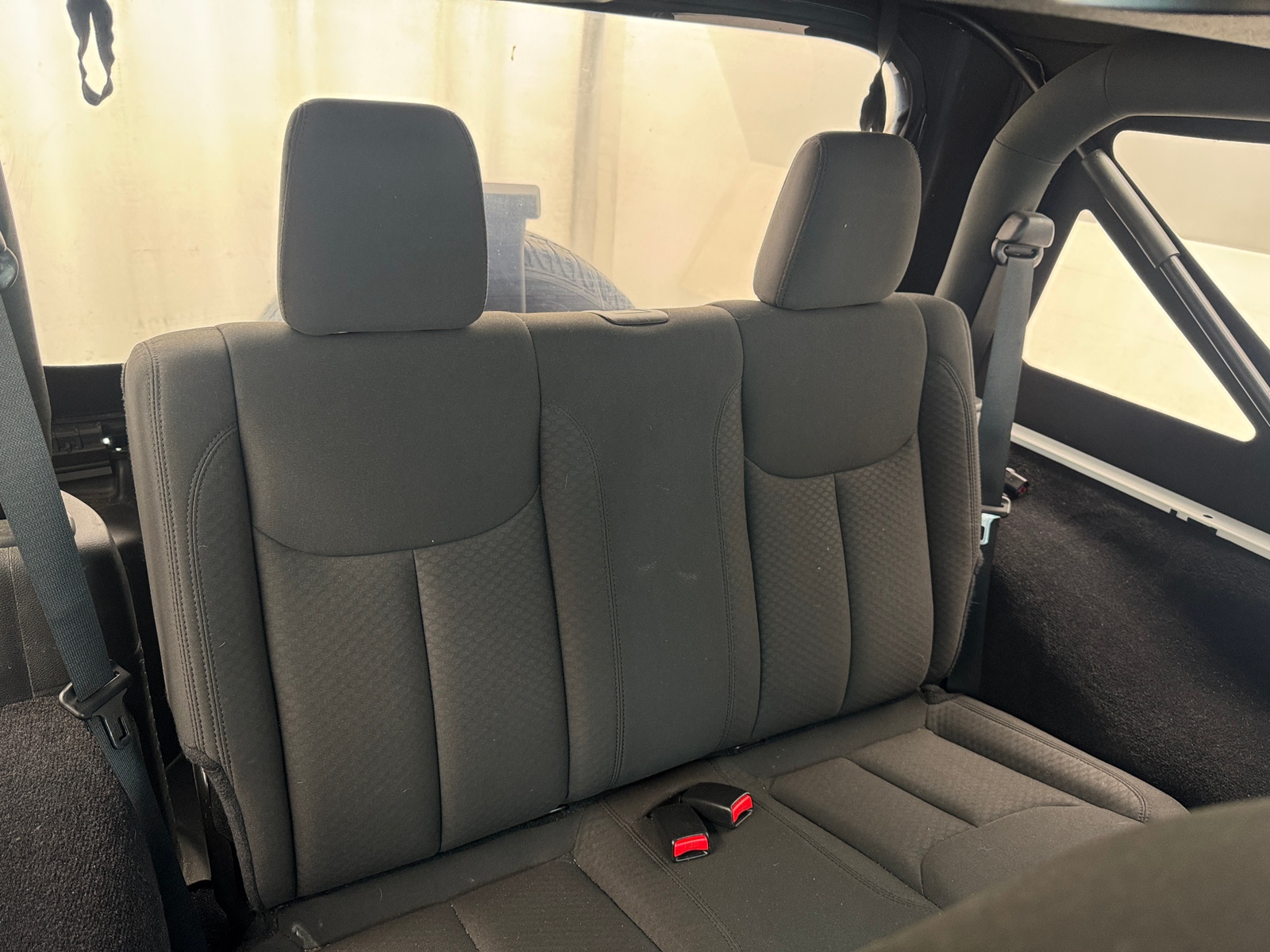 Thumbnail: 2017 Jeep Wrangler - 6