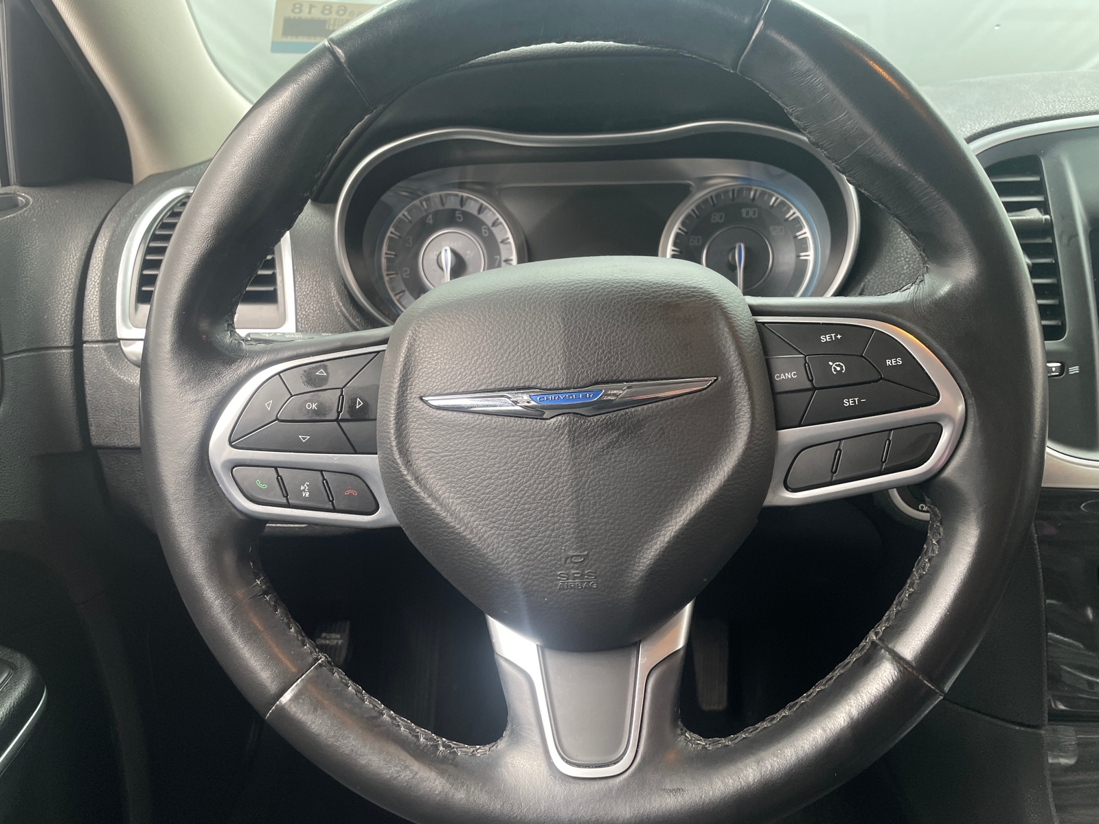 Thumbnail: 2021 Chrysler 300 - 5