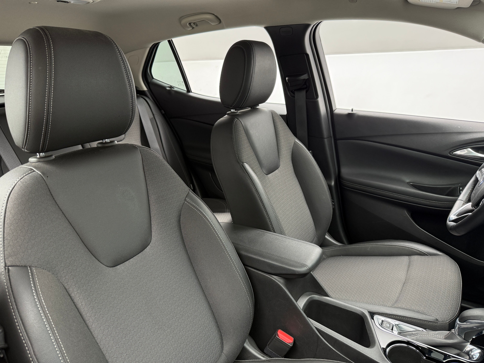 Thumbnail: 2025 Buick Encore GX - 2